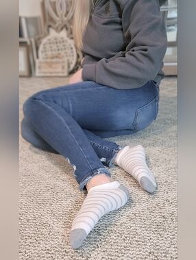 White and Gray Stripe Ankle Socks